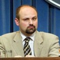 Векарић: Политичка реакција Албанаца