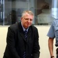 СРС: Шешељ тражи изузеће судије Ађијуса 