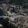 Бачени молотовљеви коктели на возила Еулекса