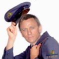 Бонд увек звони два пута