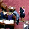 Девојчица стигла на гласање у Сенат