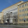 Продужен притвор Кнежевићу и Девићу