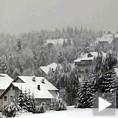 Пада први снег
