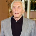 Кирк Даглас моли за благу казну за унука