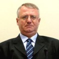 Одложено суђење Шешељу за непоштовање суда
