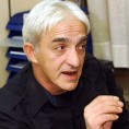 Капетан Драган кампује у џунгли?
