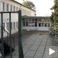 Младић избоден ножем