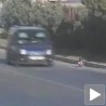 Док мајка спава...