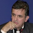 Маровић помаже најближима