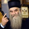 Пред судом због клетве?