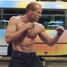 Џејсону каскадер не треба