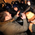 Сукоб полиције и демонстраната у Загребу