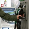 По бензин и цигарете у Словенију