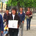 Средњем слоју је најтеже