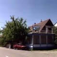 Насеље са 13 кућа и седам кафана
