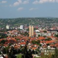 Туча у згради чачанске скупштине