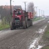 Трактористи отежавају саобраћај 