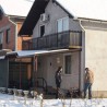Отац држао децу као таоце