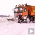 Зима не попушта