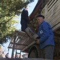 Куће без дрва, пијаца без купаца 