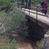 Ако вода обиколи мост...