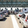 На граници се чека и до три сата