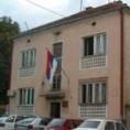 Ошишана до главе, јер је вређала на Фејсбуку