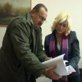 По правду од шалтера до шалтера