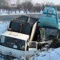 Судар аутобуса и камиона код Пирота