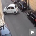 Велика гужва у малој улици