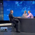 Око 11: Влада пред последњом кривином