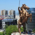 Продужен притвор за новинара у Македонији