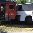 Хрватска, воз ударио у аутобус