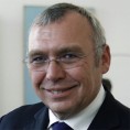 Гузенбауер задовољан Вучићевим позивом
