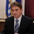 Комшић: Не позивам на оружје