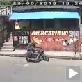 Избаци лопова кроз прозор