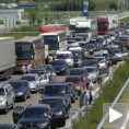 Километарске колоне на прелазима