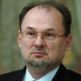 Кацин: Решити питање аутономије Војводине