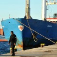 Грчка, заплењен брод пун оружја