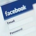 Фејсбук: Промените шифре!