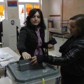 Понављање избора на три места у Звечану