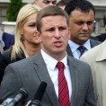 СНС: Привремено веће шанса за Београд