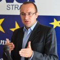 Нова странка:  Власт презире образовање 
