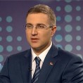 Потребан премијер да вуче Србију напред