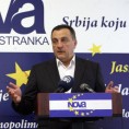Живковић најављује тужбу против Тадића