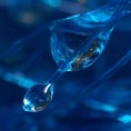 Свемир у капи воде