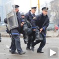 Тузла, обрачун са демонстрантима
