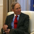 Кирби: Русија греши, а Србија нека сама одлучи