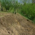 Потонуло двориште 