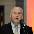 Инцко: Стати против оних који сеју поделе